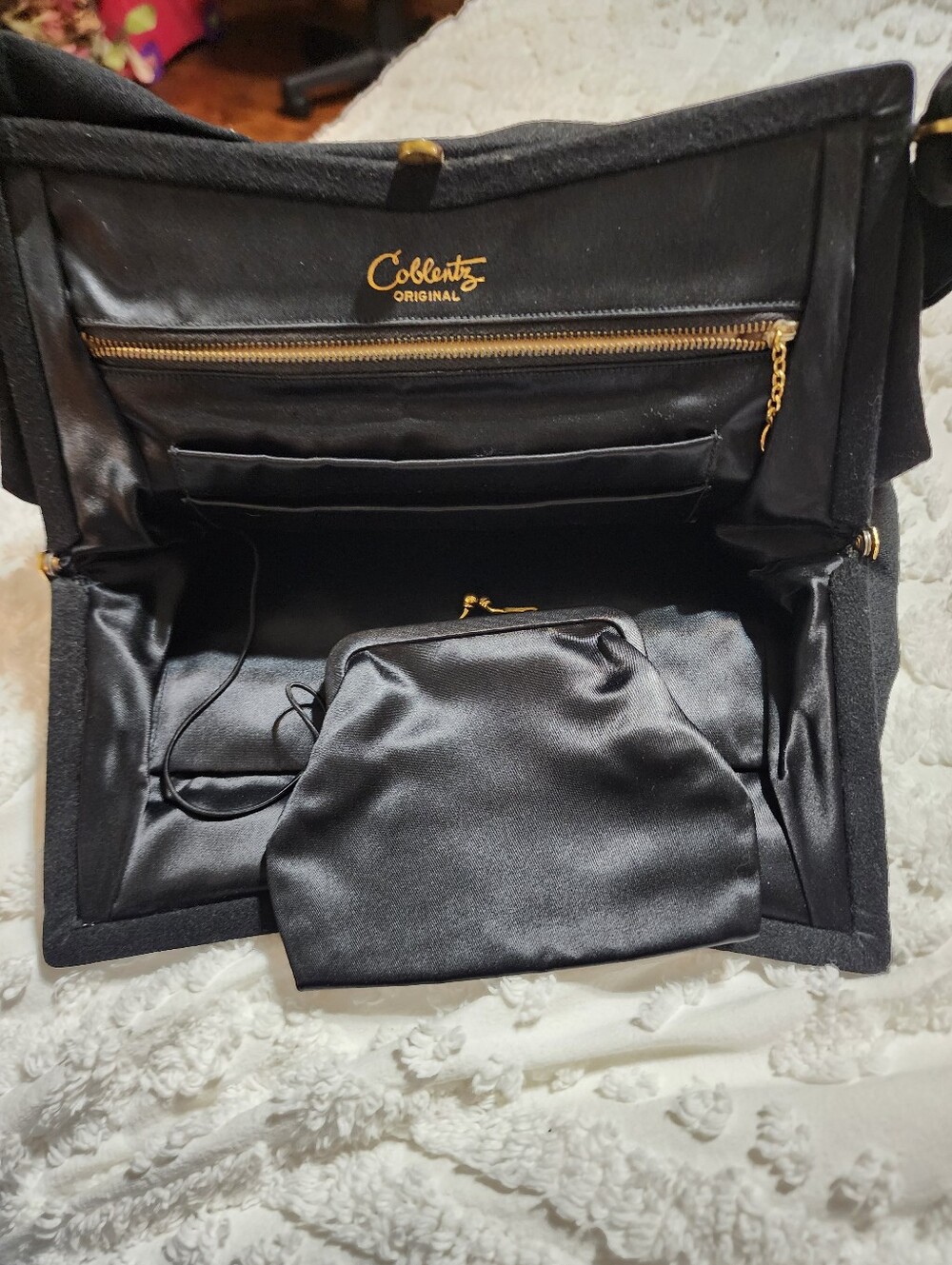 Elegant Vintage 1950's Black Coblentz Purse w/ Satin Lining and Gold Accent - Picture 7 of 12